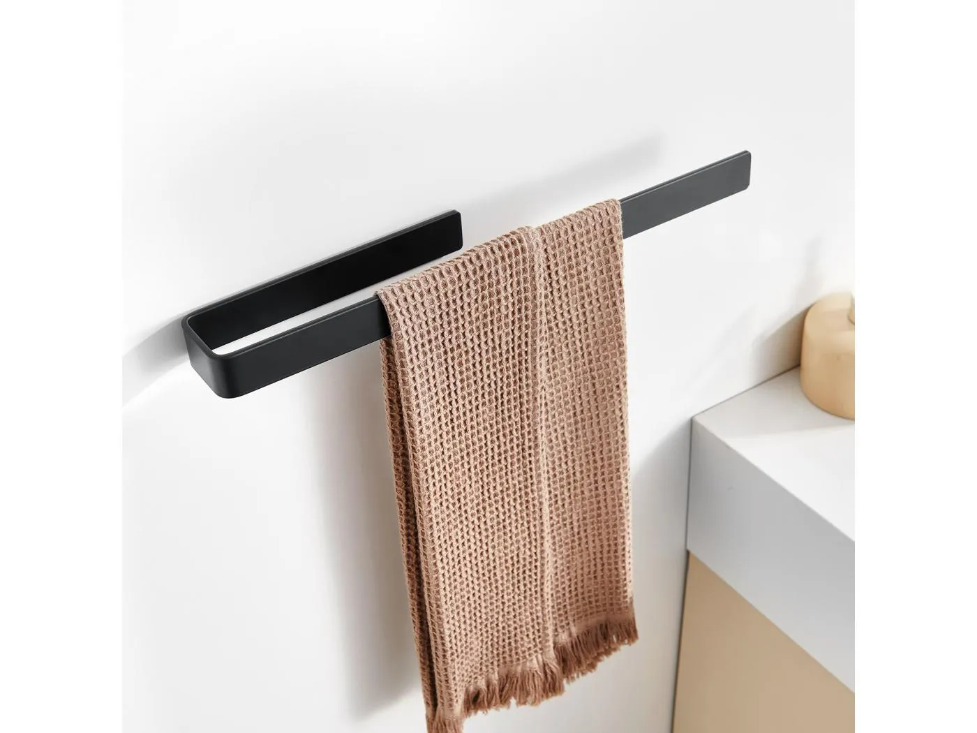 Handtuchhalter fürs Badezimmer, CECIPA MAX schwarzer Handtuchhalter, seitlicher Handtuchhalter 40 cm für Badezimmerschrank