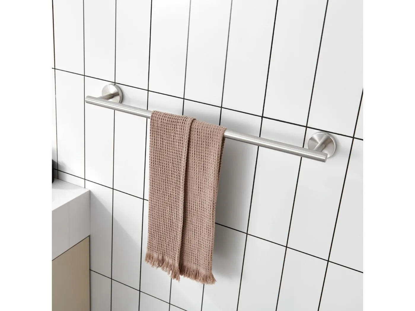 Cecipa MAX Handtuchhalter fürs Badezimmer – Handtuchstange aus gebürstetem Edelstahl 304 – Handtuchstange mit einer Stange, geeignet für das Badezimmer
