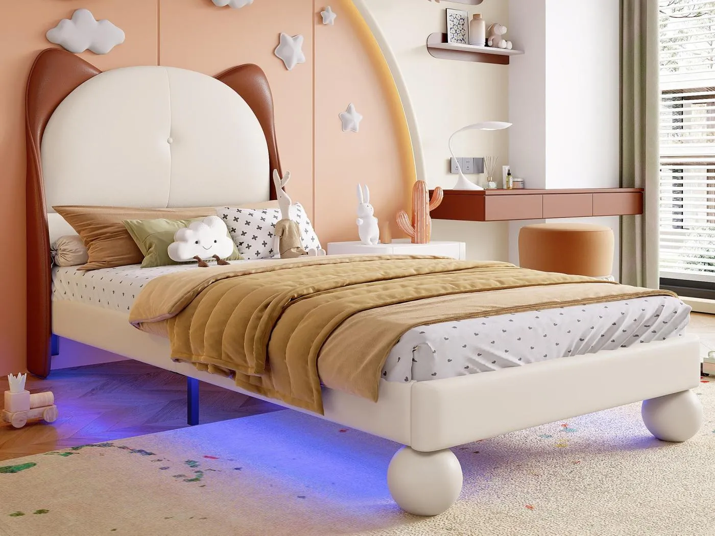 Gepolstertes Kinderbett 90x200 cm - Kopfteil in Katzenohren-Form - mit LED - mit Lattenrost - PU - Beige + Braun