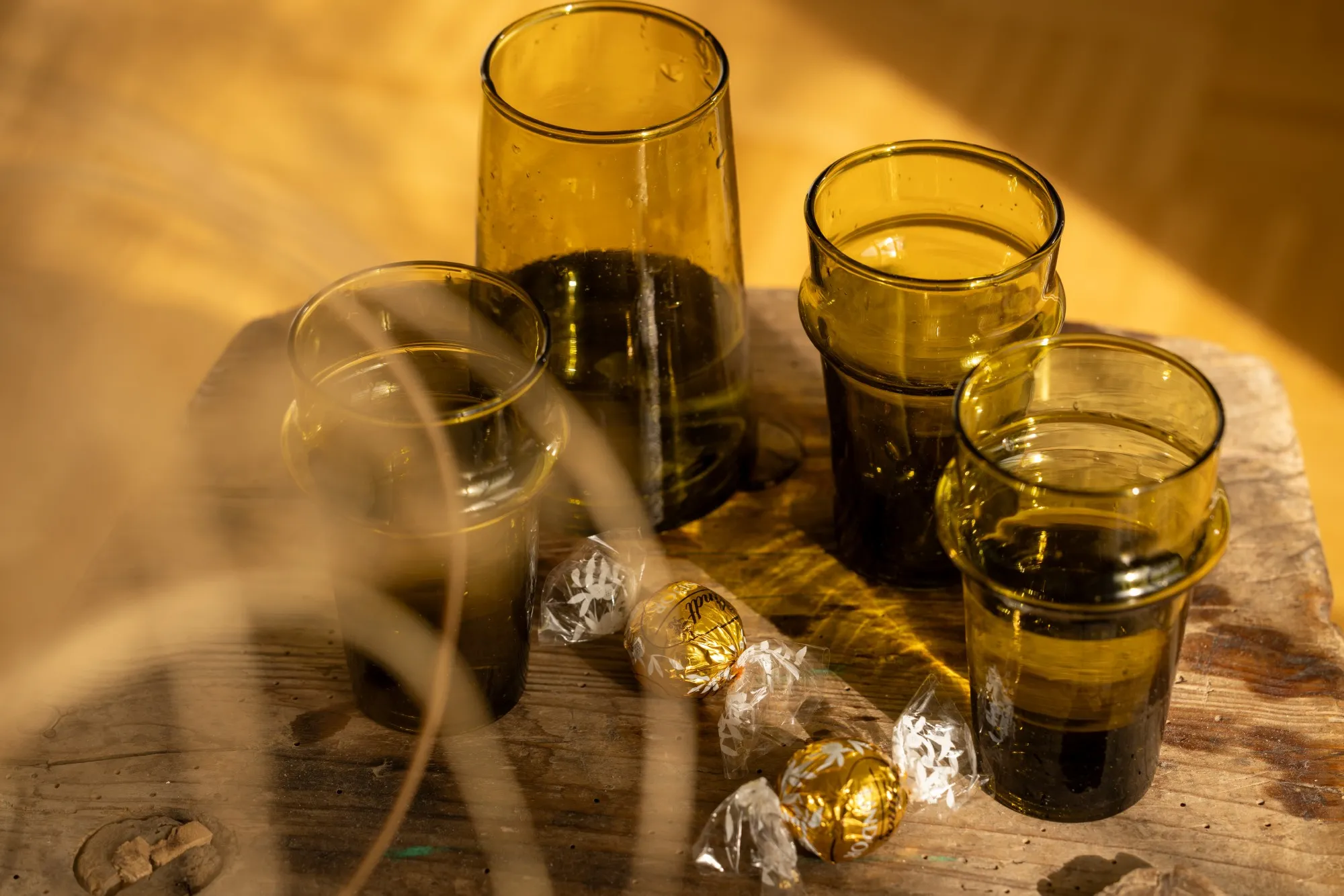 Glas grün, Ø 6 - 7 cm, H 12 cm