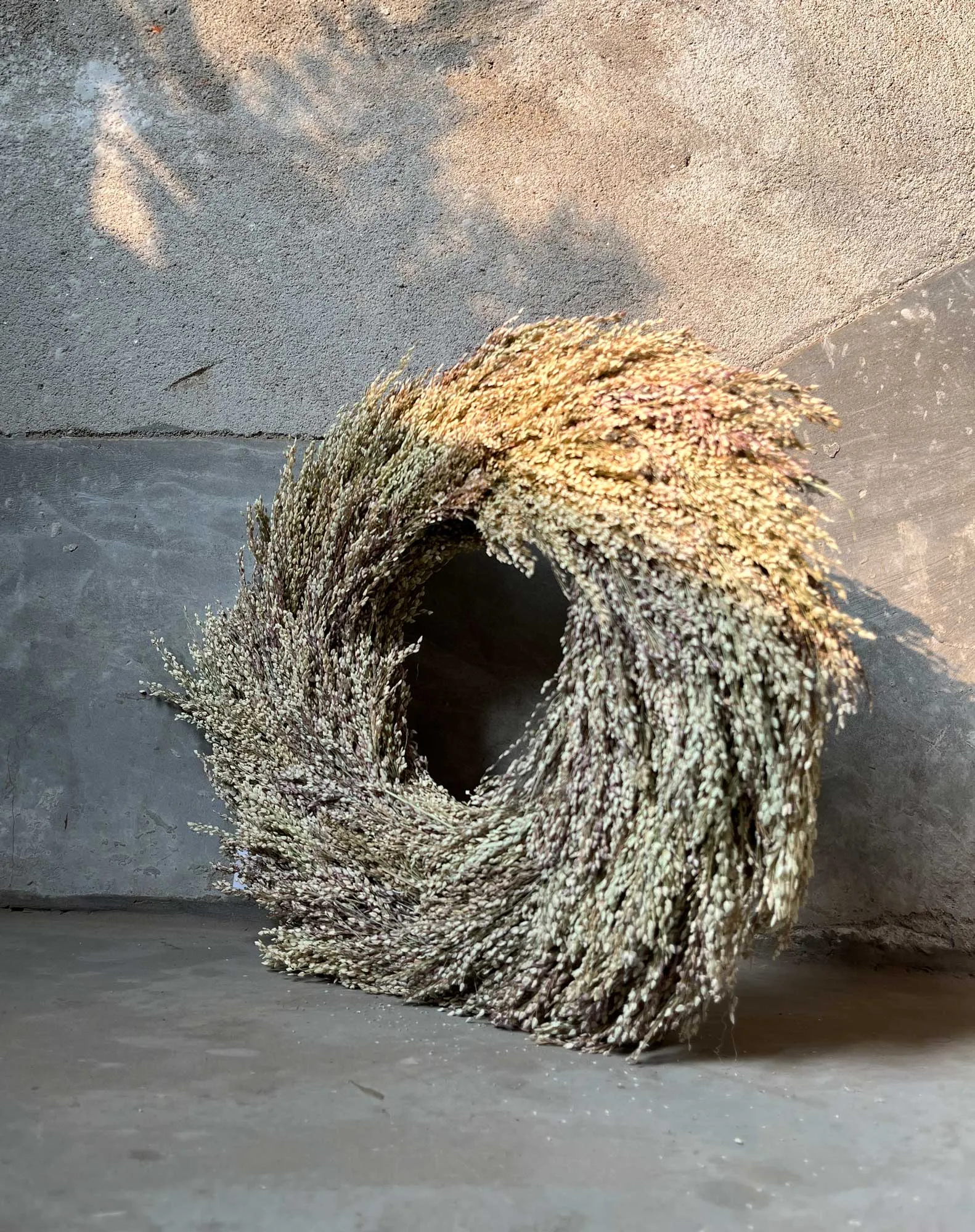 Kranz aus Chinesischem Liebesgras, Ø 35 cm, L 5 cm