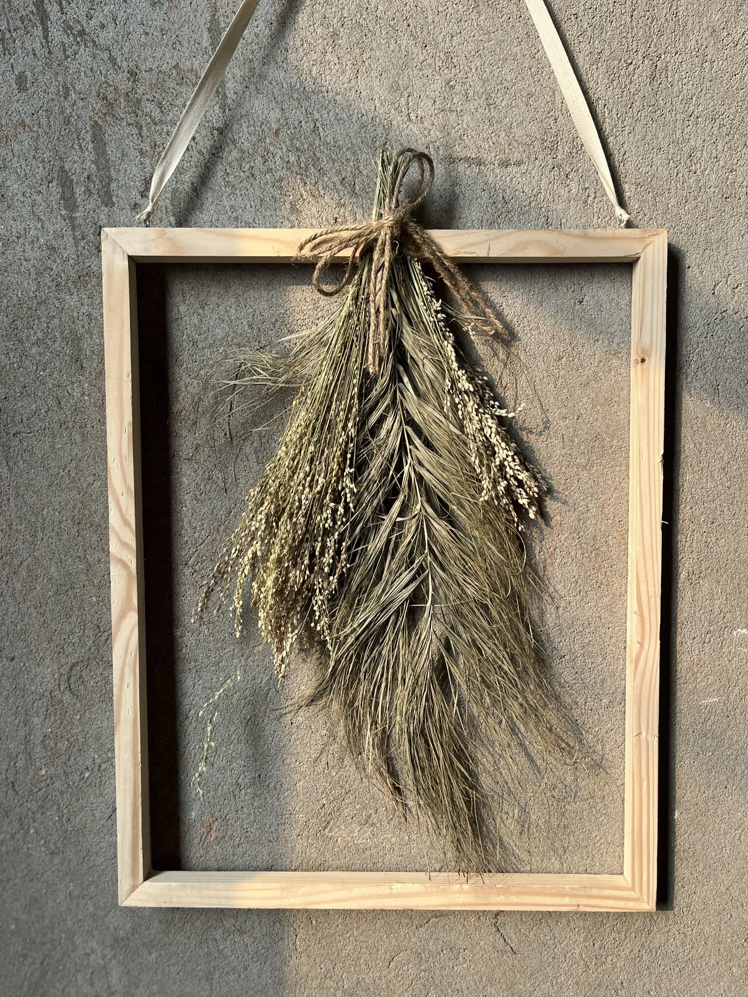 Chinesisches Liebesgras in Holzrahmen, H 50 cm, B 40 cm