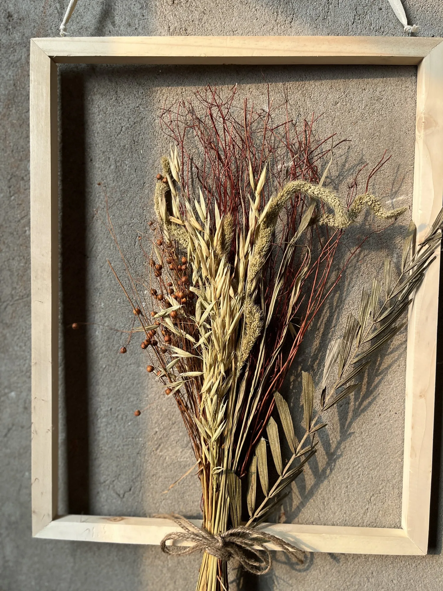 Gräser & Beeren in Holzrahmen, H 50 cm, B 40 cm