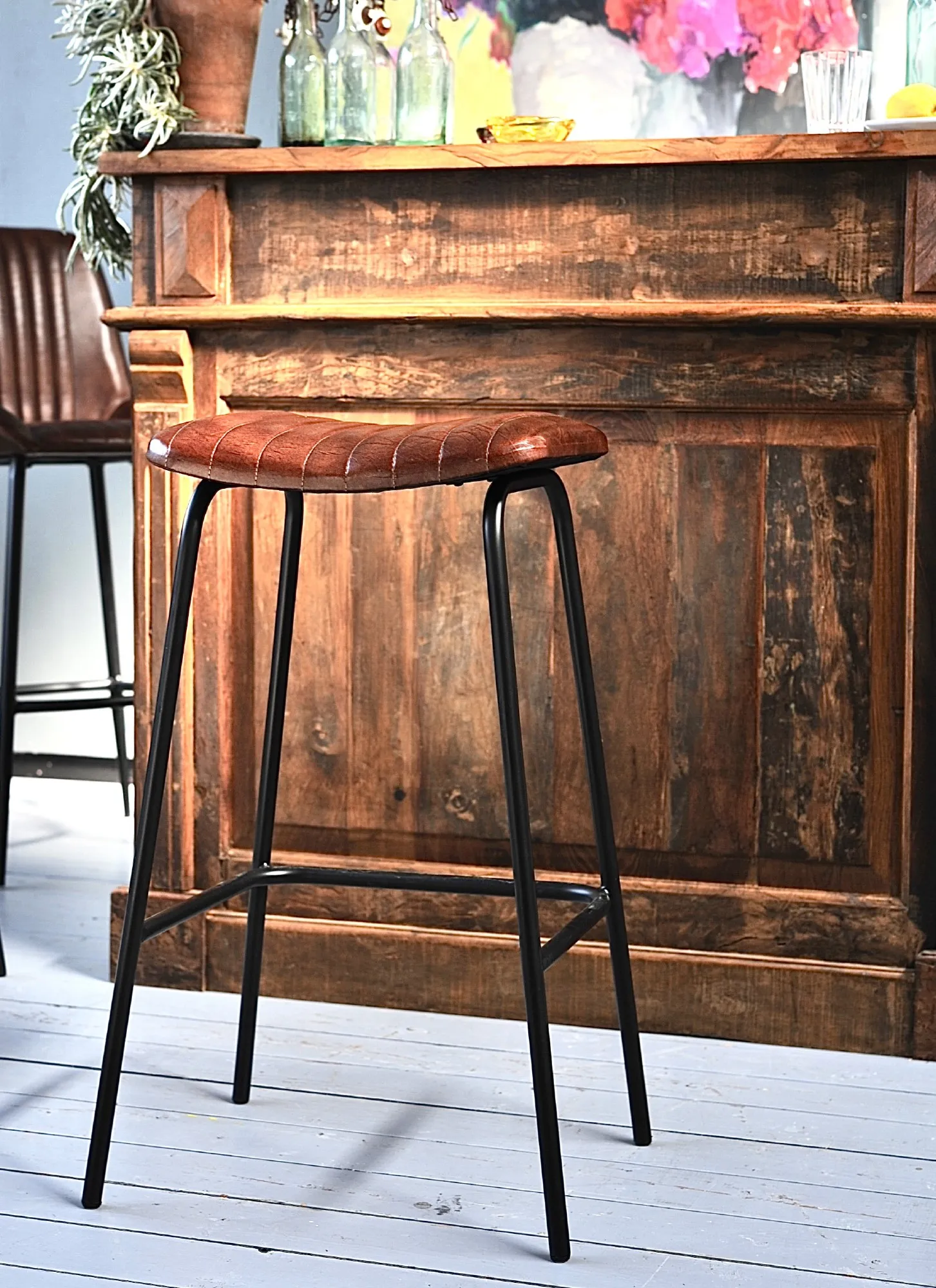 Barhocker 'Luis', mit Lederbezug, braun, schwarz, H 77 cm, B 47 cm, L 38 cm