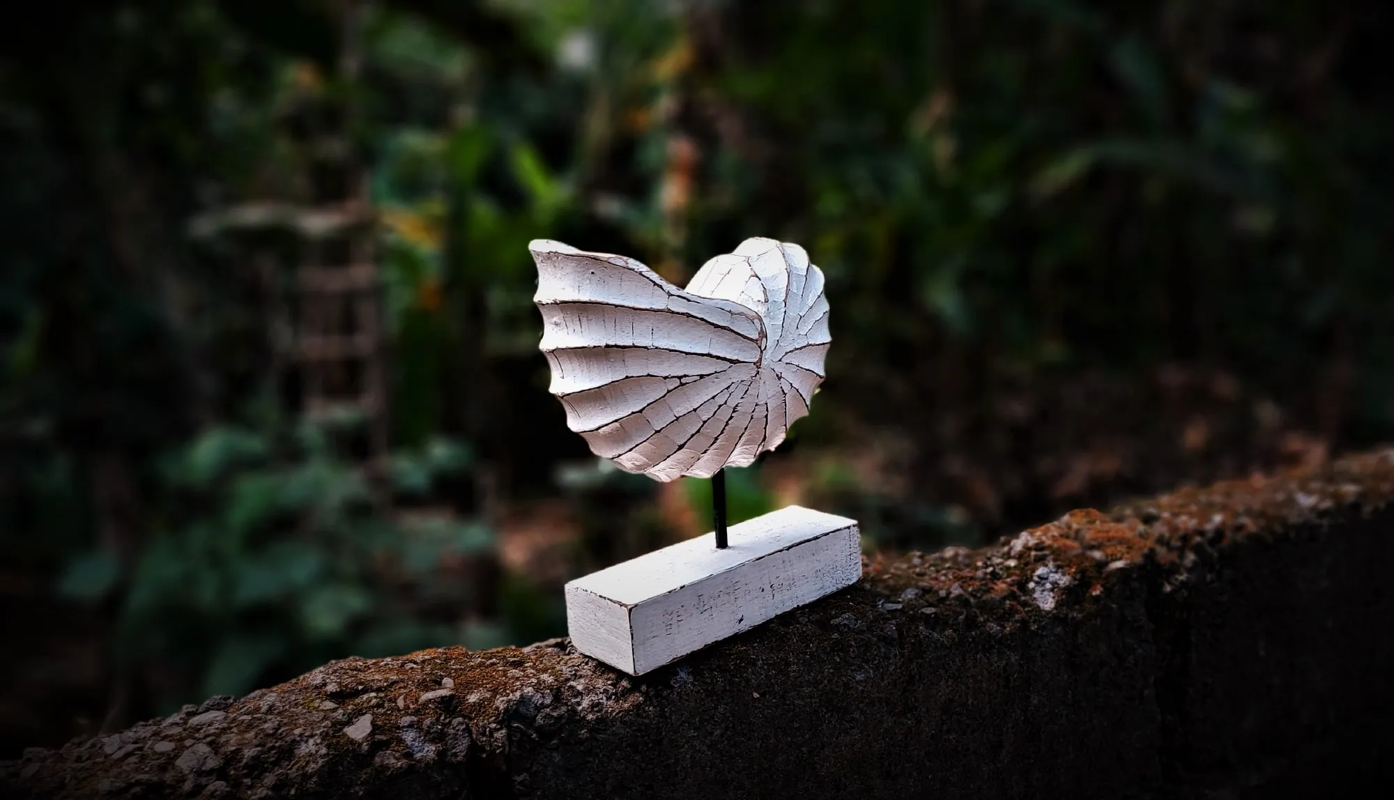 Skulptur 'Shell' weiß, H 17 cm, B 20 cm, L 8 cm