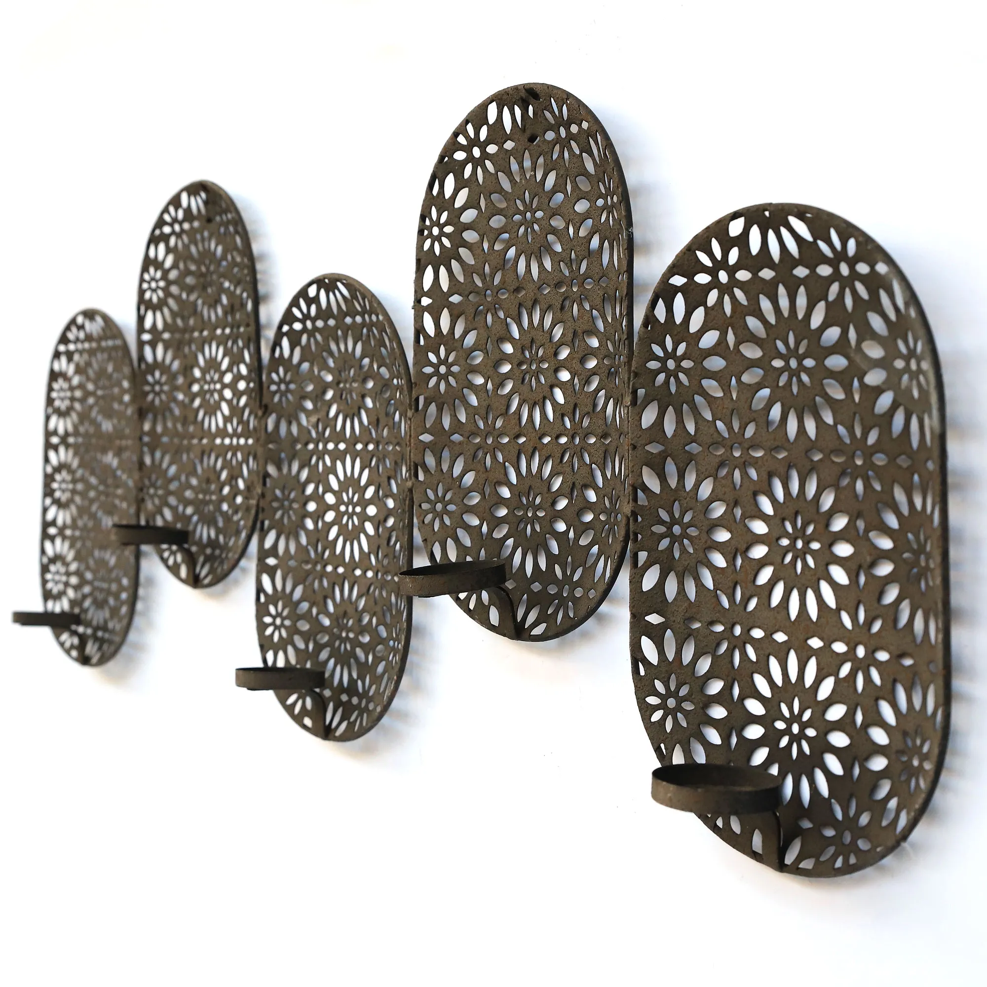 5er Wand-Teelichthalter aus Eisen, rost, B 98 cm, H 37 cm, L 8 cm