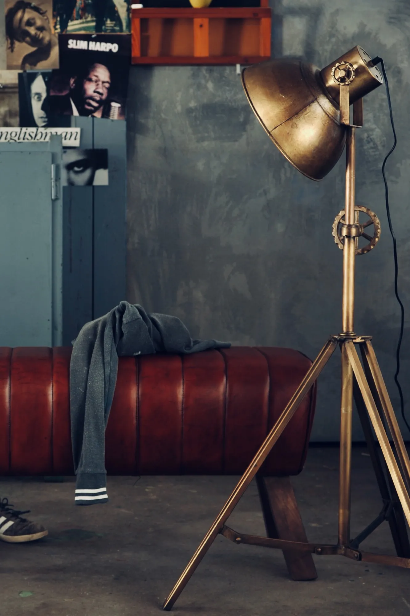 Stehleuchte 'Willis', kupfern, B 28 cm, H 132 cm, T 30 cm