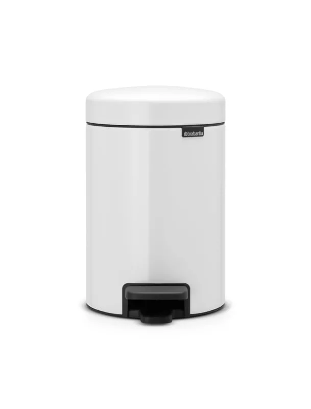Brabantia Klassischer Tretmülleimer mit Soft-Verschluss | 30 Liter, HxBxT 67,9x29,3x38cm | Metall | Metallik Schwarz