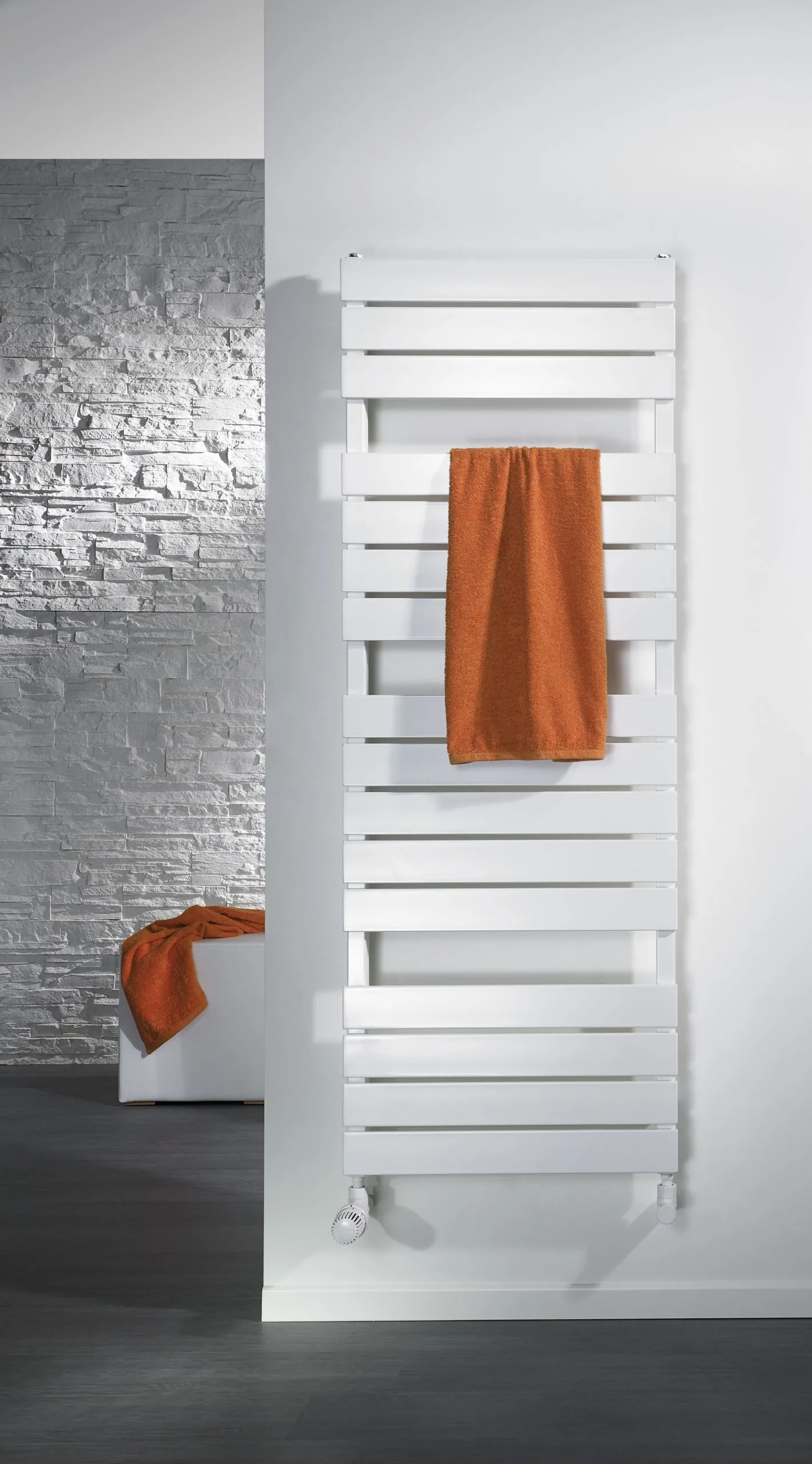 HSK Design-Heizkörper „Lavida“ 55 × 112 cm in Weiß