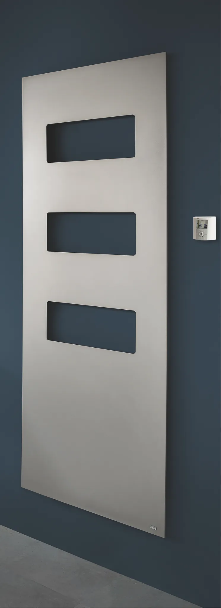 BEMM Design-Elektroheizkörper „Plawa Spa Pur E“ 52,5 × 150 cm in Weiß (RAL 9016)