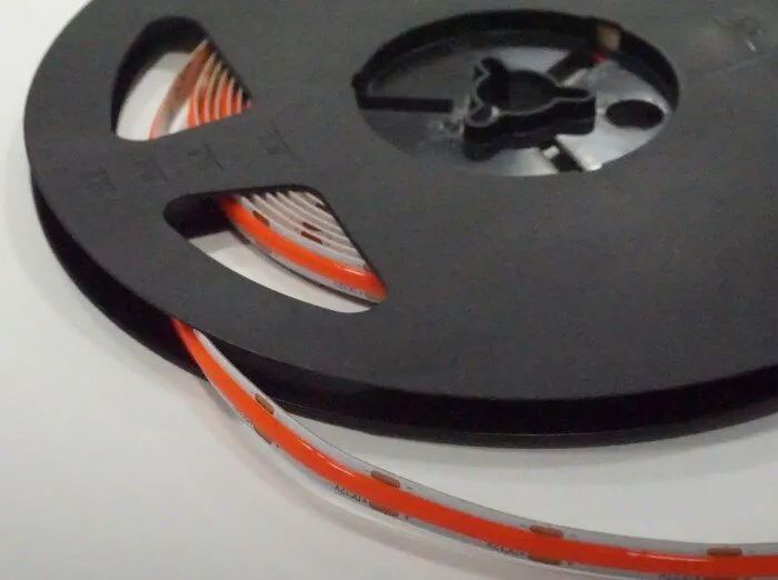 LED COB 480LED Streifen 9W/m ROT IP20 /5m/ P