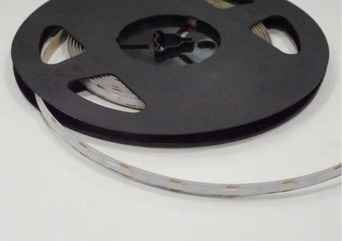 LED COB Streifen 320LED 7W/m 3000K 630lm/m IP20/5m/P