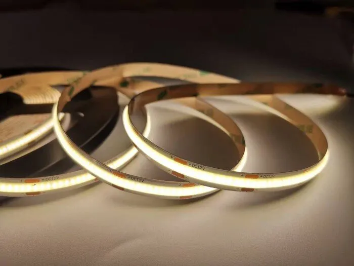 LED COB Streifen 480led 9W/m 4000K 990lm/w IP20 /50m/P