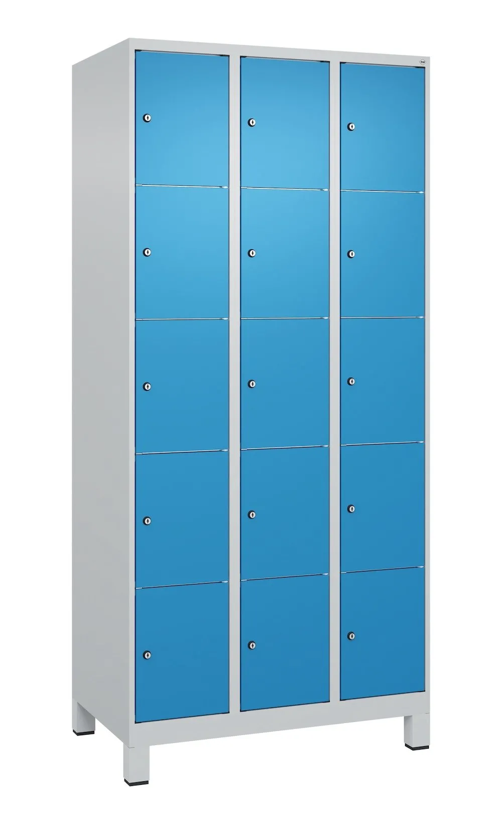 C+P Schließfachschränke Classic PLUS mit Füßen | 15 Abteile | HxBxT 195x90x50cm | Zylinderschloss | Stahl | Lichtgrau/Lichtblau