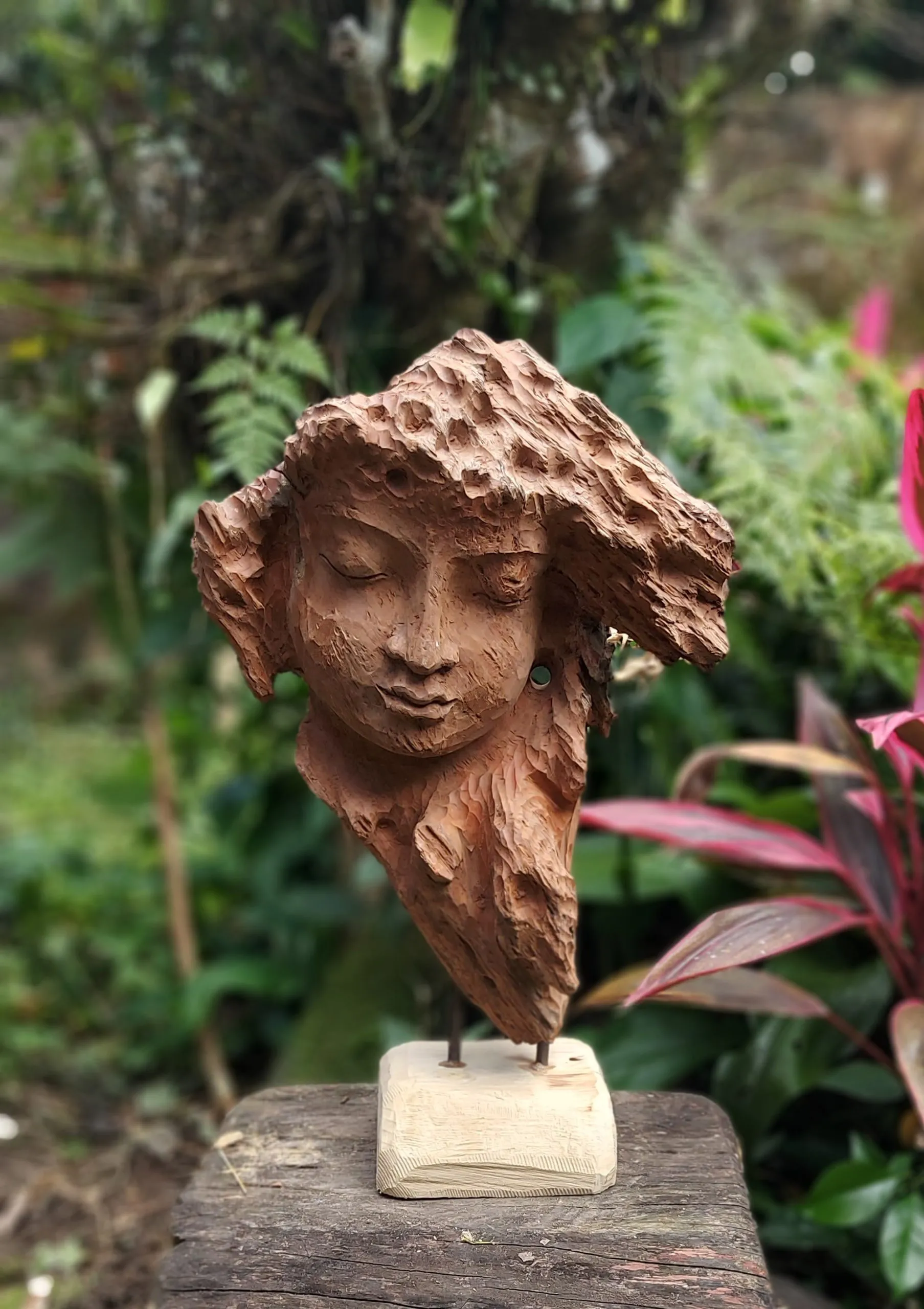 Skulptur aus Wurzelholz, Einzelstück